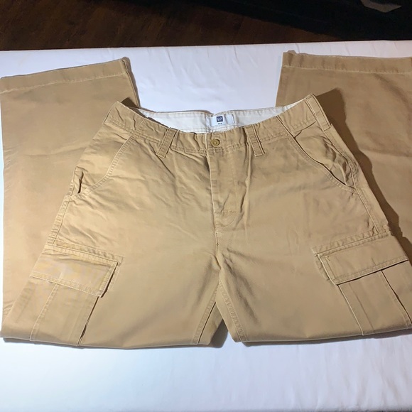 Men’s Khaki Cargo Pants